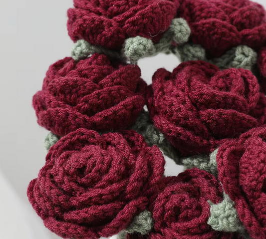 Wedding DIY: Crochet Flower Centrepieces and Bouquets