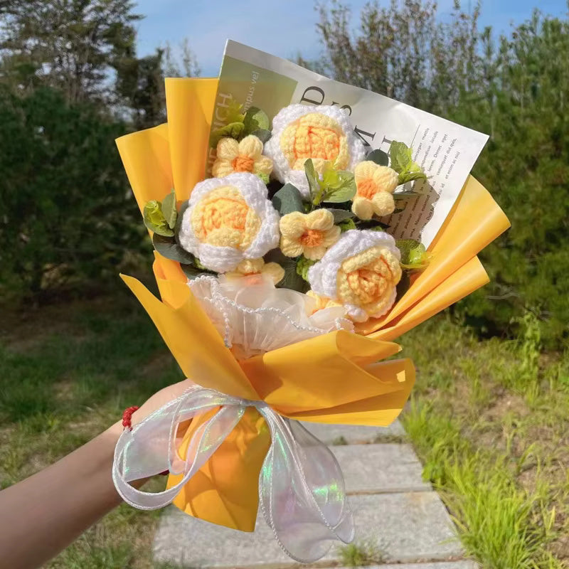 "Triple Rose" - Handmade Rose Crochet Flowers Bouquet w/ Mix