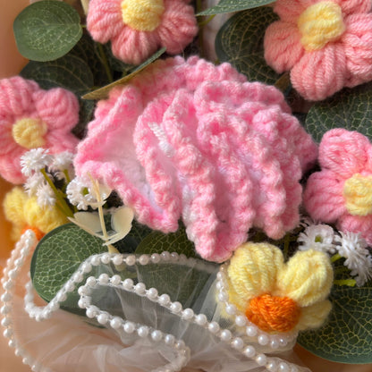 "Carnal Love" - Carnation Crochet Bouquet w/ Mix