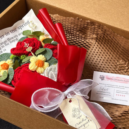 "Triple Rose" - Handmade Rose Crochet Flowers Bouquet w/ Mix